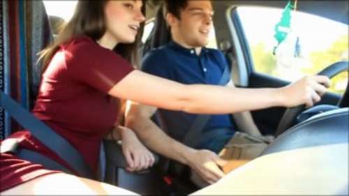 Отсосала мужу за рулём