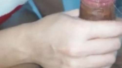 Минет с мобилы: прыщавая девушка сосет мой член- любительское порно