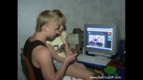 Коротенькое русское порно с молодыми в жанре "кукколд"