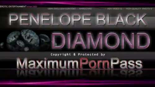 Пенелопа ублажает член