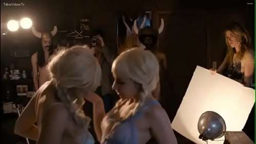 Блондинки в этой секс-сцене из фильма выкладываются на все сто